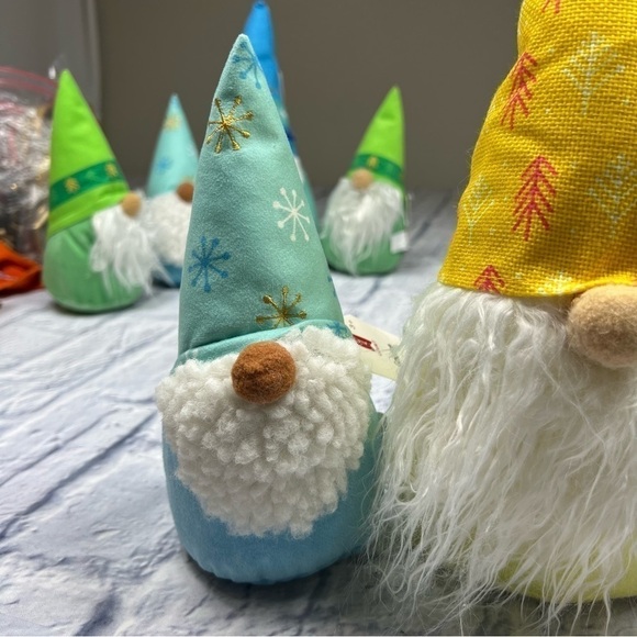Christmas gnomes 3 beanbag gnomes - Picture 2 of 7